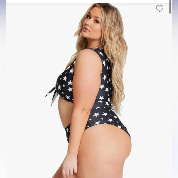 Alpine Black and White Star One Piece - Picture 2 of 10